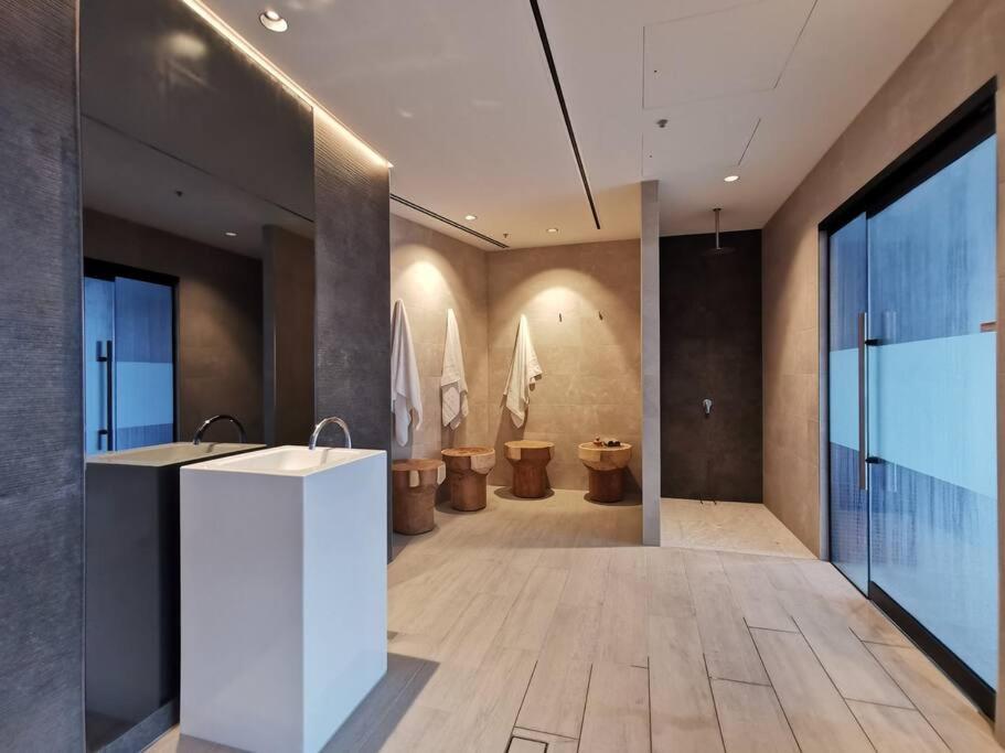 Casino Residences 1 & 2 Bedroom Apartments Χρυσή Ακτή Εξωτερικό φωτογραφία